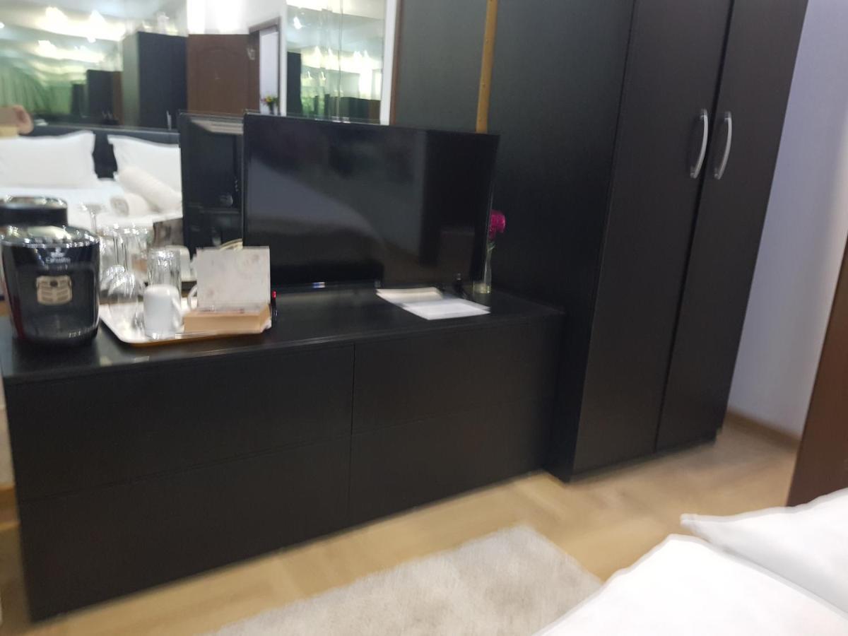 Appartamento Mirrors Mega Mall National Arena